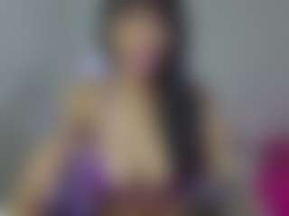 YazminRoyal's Live Sex Cam Show