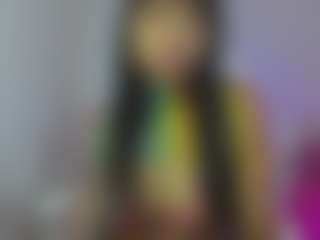 YazminRoyal's Live Sex Cam Show