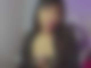 YazminRoyal's Live Sex Cam Show
