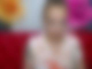 Live cam show with ElizabethSo - Thin on intimatelivegirls.com
