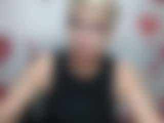 EllaBonito's Live Sex Cam Show