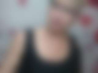 EllaBonito's Live Sex Cam Show
