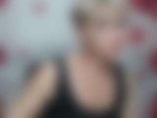 Live cam show with EllaBonito - Bedroom on Free Soda