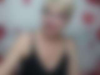 Live cam show with EllaBonito - Drinking on Camsoda