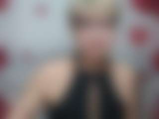 Live cam show with EllaBonito - Smoking on Camsoda