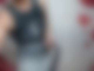 Live cam show with EllaBonito - Smoking on AdultVida.com
