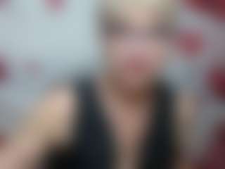 EllaBonito's Live Sex Cam Show