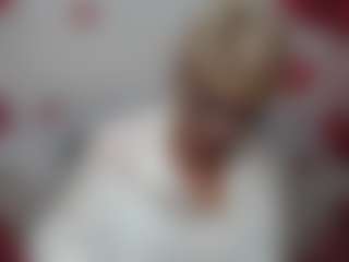 Live cam show with EllaBonito - Glasses on Camsoda