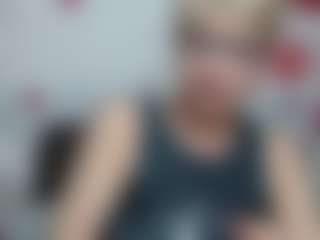 Live cam show with EllaBonito - Pov on Gym Cam Girls