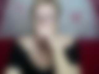 EmiliaGree's Live Sex Cam Show