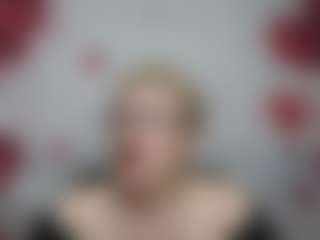 EmiliaGree's Live Sex Cam Show