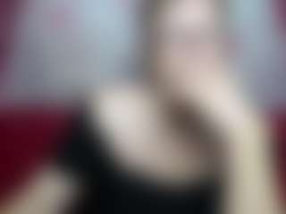 EmiliaGree's Live Sex Cam Show