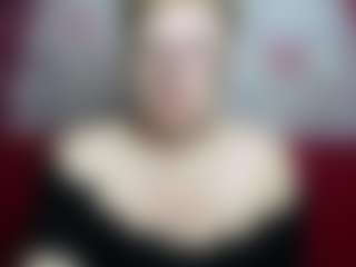 EmiliaGree's Live Sex Cam Show