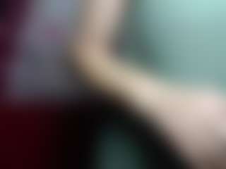 EmiliaGree's Live Sex Cam Show