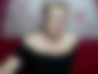 EmiliaGree's Live Sex Cam Show