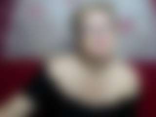 EmiliaGree's Live Sex Cam Show