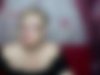 Live cam show with EmiliaGree - Solo on Camsoda
