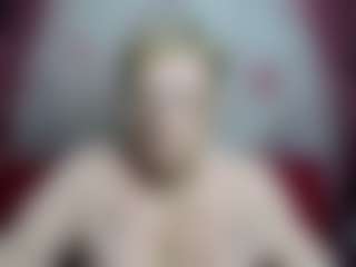 EmiliaGree's Live Sex Cam Show