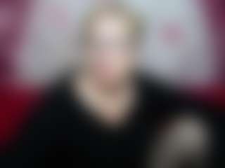 Live cam show with EmiliaGree - BBW on x69.live