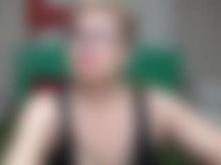 EmiliaGree's Live Sex Cam Show
