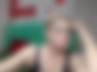 EmiliaGree's Live Sex Cam Show