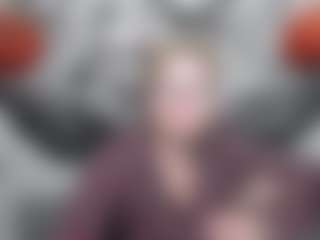 Live cam show with EmiliaGree - Domination on crypto-cams
