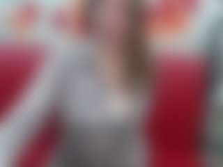 Live cam show with FreyaDak - Living Room on slutload