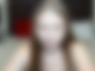 Live cam show with LauraHlot - Smoking on Camsoda