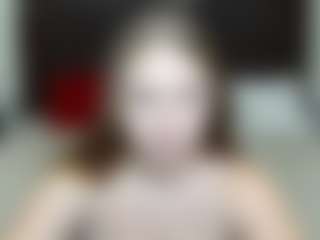 Live cam show with LauraHlot - Gray Eyes on Camsoda