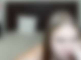 Live cam show with LauraHlot - Living Room on Camsoda