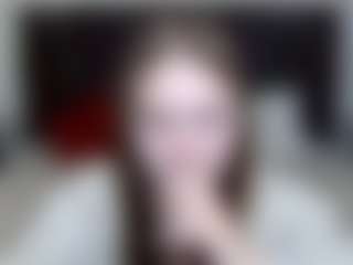 Live cam show with LauraHlot - Living Room on ObeyMaria