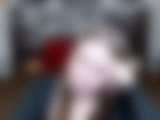 LauraHlot's Live Sex Cam Show