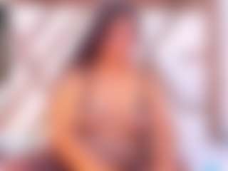 Live cam show with molly-sweett - Amateur Brown Hair on friskycurves.com