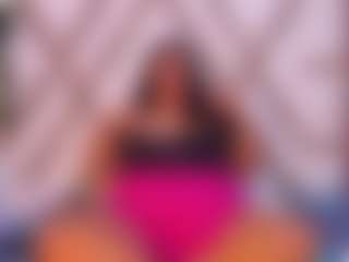 Live cam show with molly-sweett - Middle Aged on Camsoda