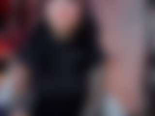 Live-camshow met HeraInk - Nipple Piercings op Camsoda