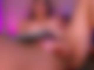 Live cam show with isabellassmith - Brown Eyes on Camsoda
