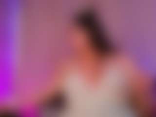Live cam show with isabellassmith - Chubby on parknlotfishbdy