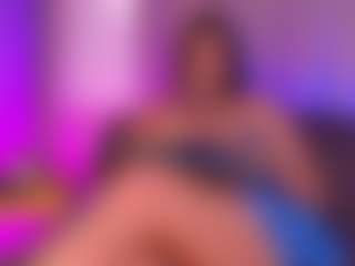 Live cam show with isabellassmith - Tiny Tits on Camsoda