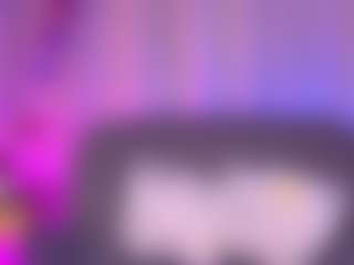 Live cam show with isabellassmith - Tiny Tits on Camming Site