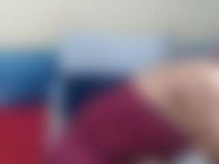 Live cam show with Londilicious33 - Fingering MILF on crypto-cams