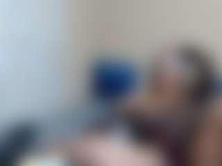Live cam show with Londilicious33 - Hairy Pussy on instabang