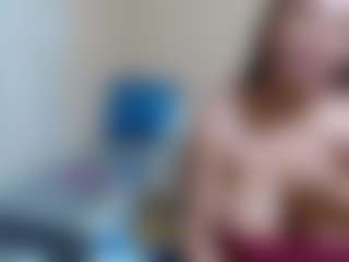Live cam show with Londilicious33 - Black MILF on crypto-cams