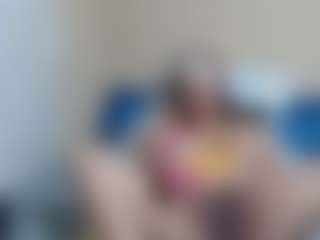 Live cam show with Londilicious33 - Black MILF on Camsoda