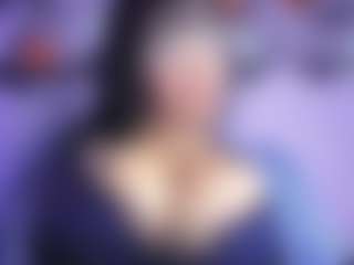 Live cam show with KrystenMoon - Raven Hair on madthumbs