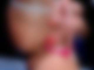 Live cam show with OksanaOcean - Athletic Middle Aged on Gym Cam Girls