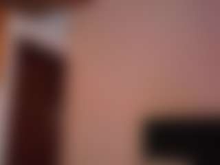 Live cam show with Emilia - Hairy Pussy on Dare Cams