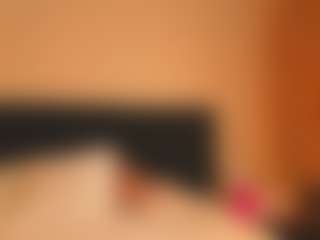 Emilia's Live Sex Cam Show