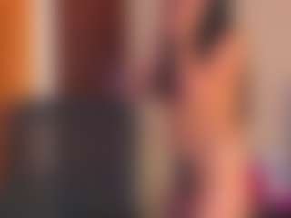 Emilia's Live Sex Cam Show