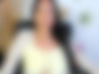 Emilia's Live Sex Cam Show