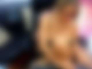 Live cam show with Lisa-Rios - Bikini on AdultVida.com
